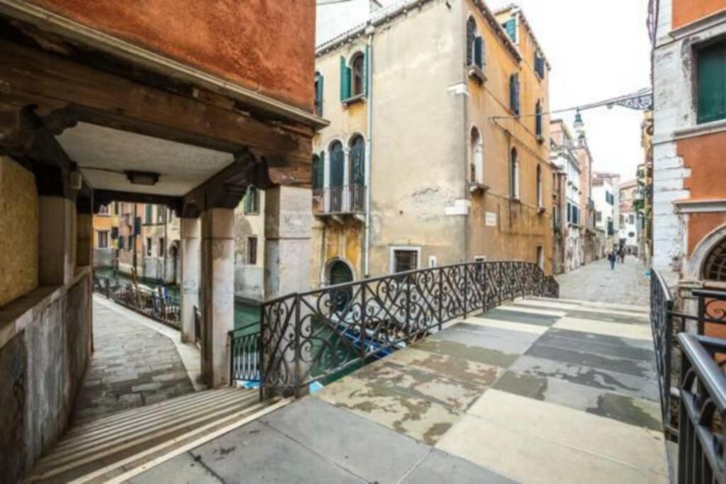 Appartement Casa Lucatello - Nel Cuore Di Venezia Extérieur photo